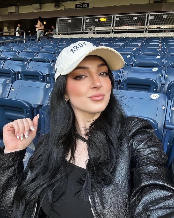 N428 照256片张 视频0个 欧美女 气质少妇  生活素材  自拍  旅游  居家自拍