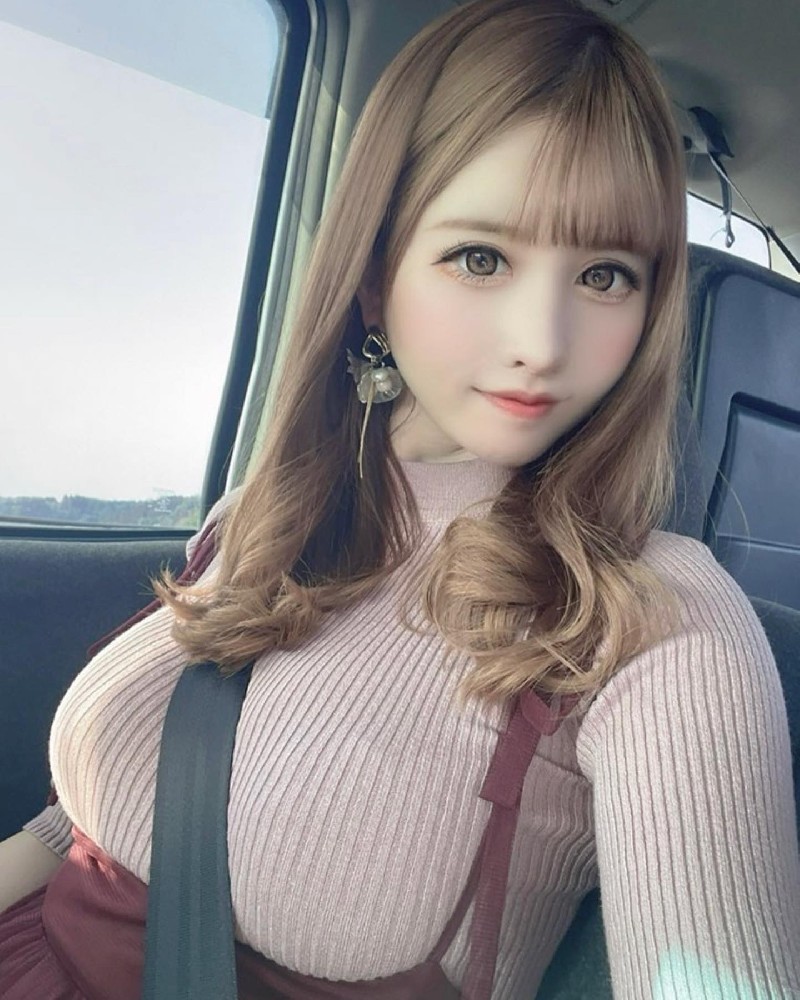 A2129 照片322张 视频12个 日本 高颜值气质大胸美女 生活日常 旅游 自拍多